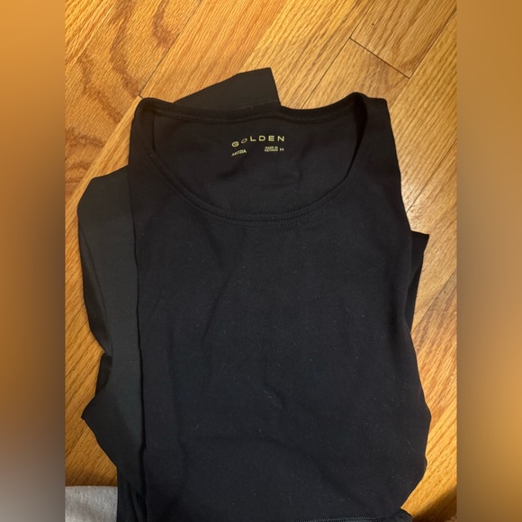 Aritzia Bound T Shirt Sz M - Picture 7 of 9